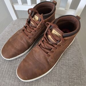 💗HP💗Levi's Boots Size 10.5